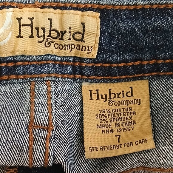 WOMENS HYBRID AND COMPANY BRAND JEANS, BOOT CUT, SIZE 7, DARK WASH - Picture 3 of 5